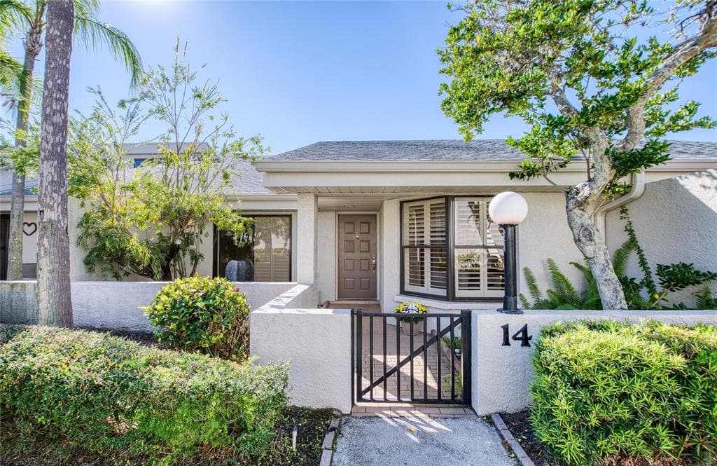 1312 PASADENA, SOUTH PASADENA, FL, 33707 — photo 1