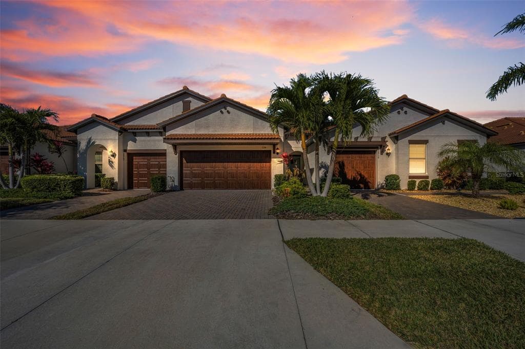 5314 STOIC VALE, WIMAUMA, FL, 33598 — photo 1