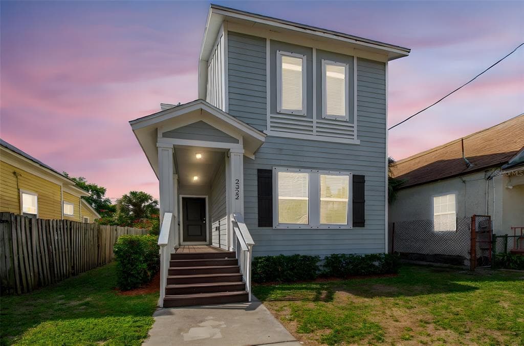 2322 CHESTNUT, TAMPA, FL, 33607 — photo 1