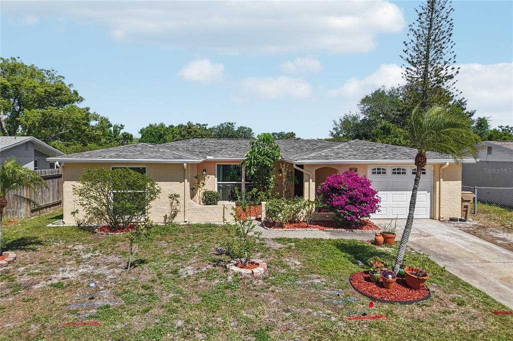 1714 SPRINGDALE, HOLIDAY, FL, 34691 — photo 1