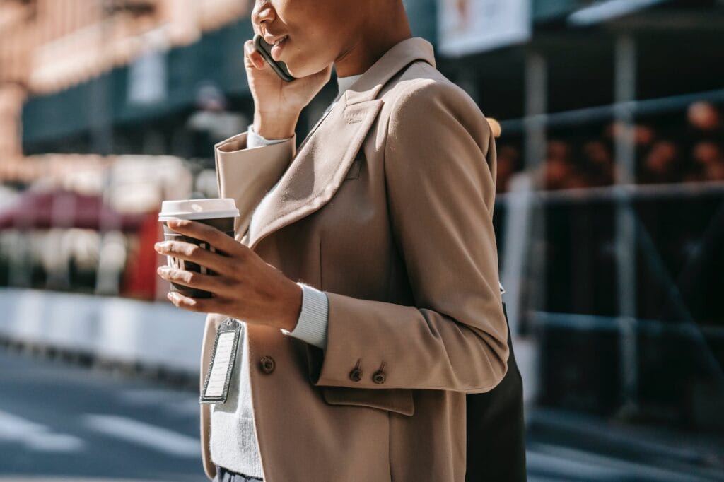 crop black businesswoman How to Negotiate the Sale of Your Home